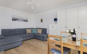 Dedala Apartment 300M To The Beach With Parking By Noclegi Renters